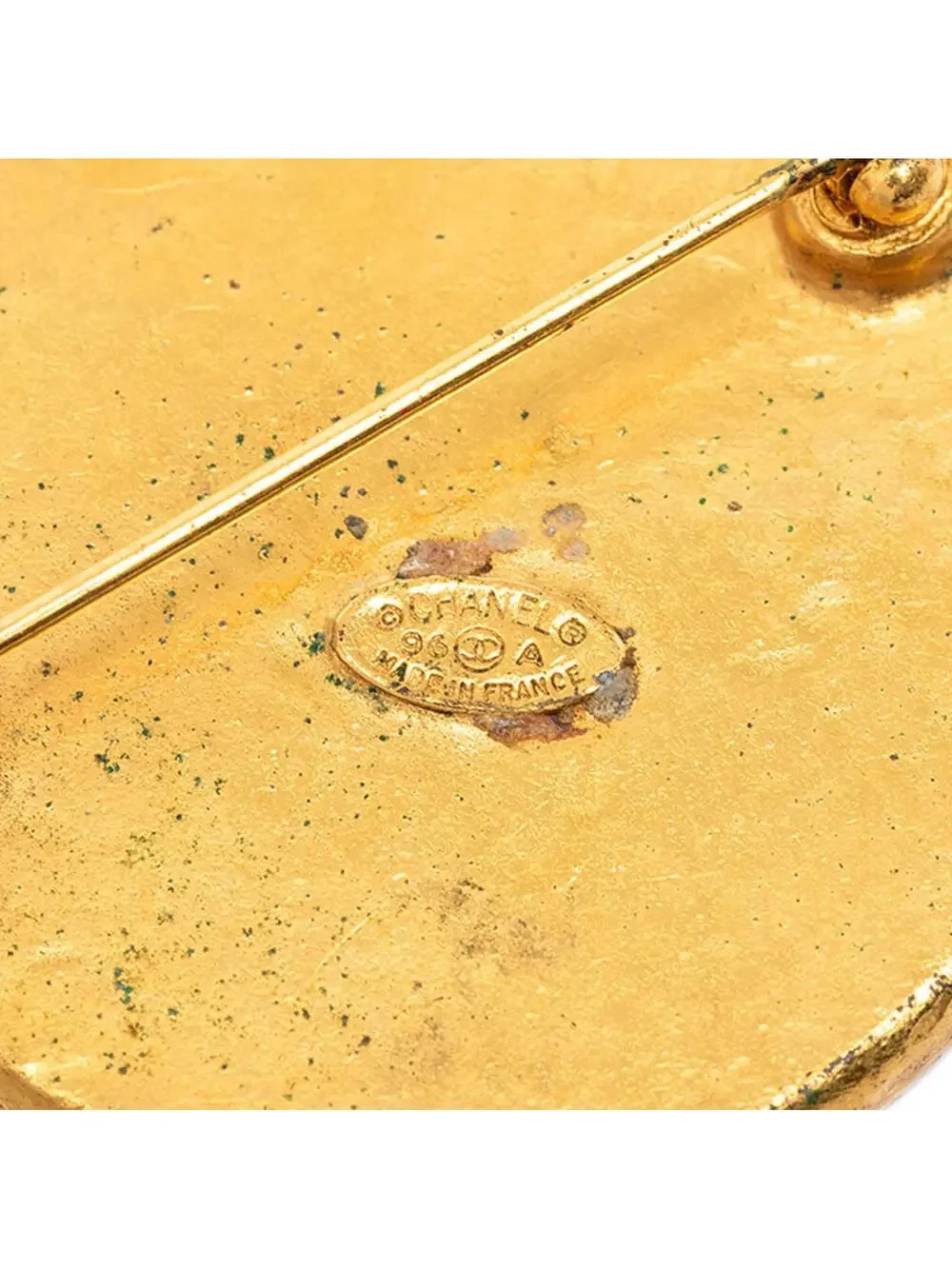 Chanel Cc Logo Brooch Gold-Tone Metal #234285C97B